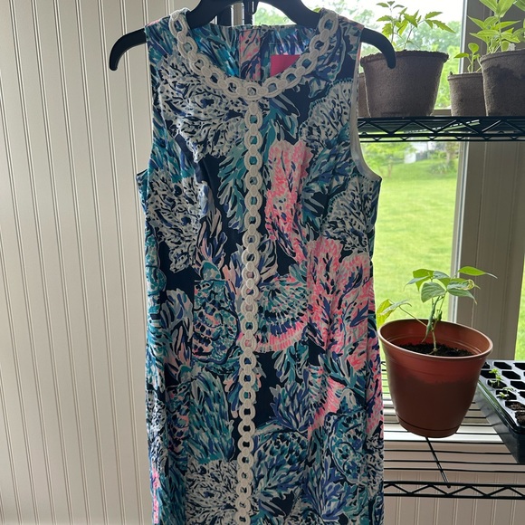 Lilly Pulitzer Shift Dress - Picture 1 of 4